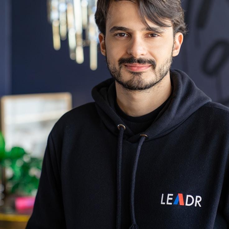 Portrait of Milan Rossi, community mentor specializing in Italian cuisine